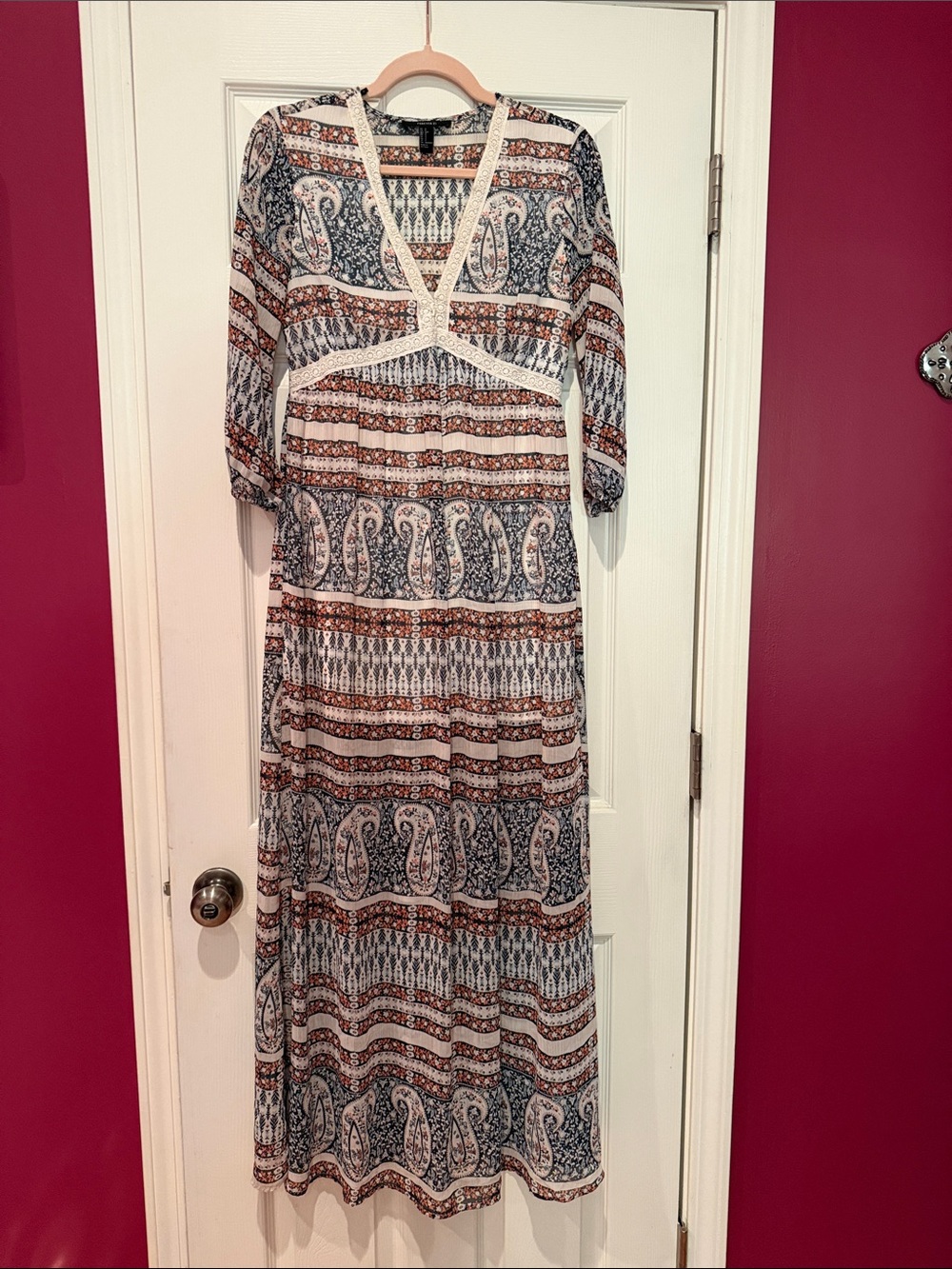 Forever 21 Cream, Navy & Rust Paisley Maxi Dress
